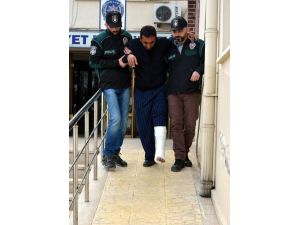 Kamyonla taşınan iş makinesinden esrar çıktı