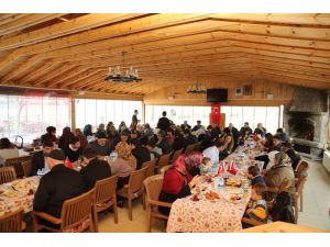 Başkan Duruay şehit aileleriyle bir araya geldi