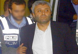 "MİLLETİN ANASINI İYİLİKLE S..."