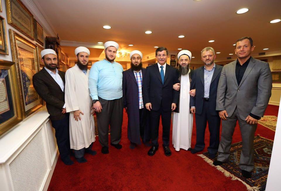 Davutoğlu, Cübbeli Ahmet Hoca'yı ziyaret etti