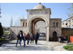 Arnavutluk'ta Nevruz Bayramı kutlandı