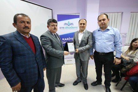 Özaltun üniversite öğrencileriyle buluştu