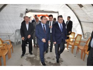 Bakan Bozdağ'dan Emniyet Genel Müdürü Lekesiz'e taziye ziyareti