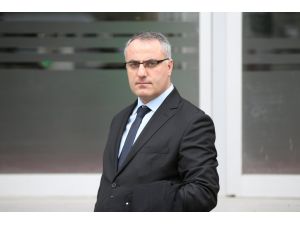 Yeni Akit gazetesi muhabirlerini darp ve tehdit davası