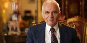 AK Parti'nin Kurucu İsimlerinden Yaşar Yakış Dahil 4 Kişi, Partiden İhraç Edildi