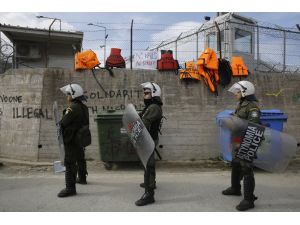 AB-Türkiye anlaşmasına Midilli'de protesto