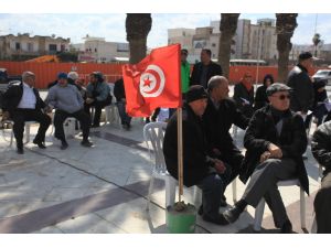 Tunus'ta eski siyasi tutuklulardan protesto