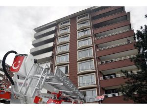 Zonguldak'ta yapımı süren apartmanda yangın