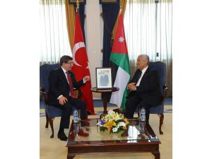 Başbakan Davutoğlu Ürdün'de