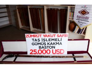 "25 bin dolarlık baston" alıcısını bekliyor