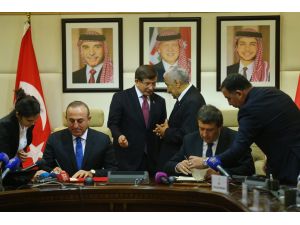 Başbakan Davutoğlu Ürdün'de