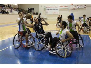 Garanti Tekerlekli Sandalye Basketbol Süper Ligi