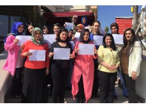 Pursaklar’da İngilizce ve diksiyon kursları sona erdi