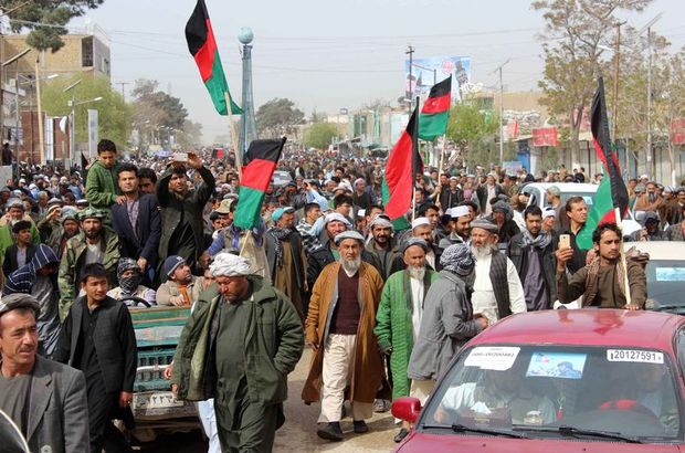 Afganistan parlamentosuna roket saldırısı