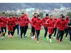 Medicana Sivasspor Teknik Direktörü Bakkal: