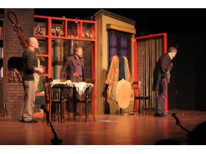 Yozgat'ta "Alevli Günler" isimli tiyatro sahnelendi