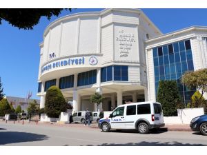 Muratpaşa Belediyesindeki haciz girişimi