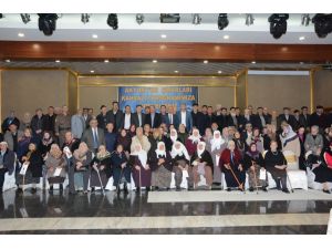 Akyurt Belediyesi yaşlıları kahvaltıda buluşturdu