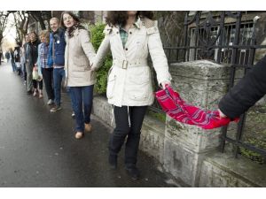 Macaristan'da öğretmenlerden 1 saatlik iş bırakma eylemi