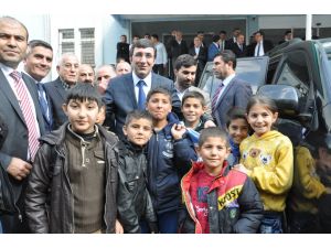 Kalkınma Bakanı Yılmaz, Cizre'de