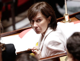 Fransız Bakan’dan tesettürle ilgili skandal sözler