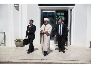 "İslamofobiye her taşıyla susarak yanıt verecek"