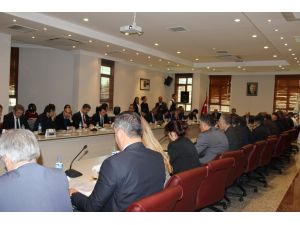 Akademisyenler sığınmacıların sorunlarını tartıştı