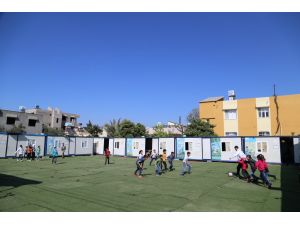 Suriyeli öğrenciler geleceğe hazırlanıyor