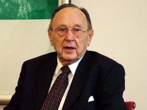 Almanya'nın eski Dışişleri Bakanı Genscher öldü