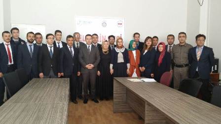 Emirgazi'de "Ellerin sesi" işaret dili kursu