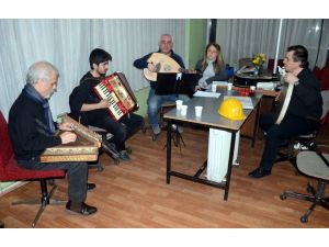 "Kelebeğin Rüyası" şairlerinin şiirleri bestelendi