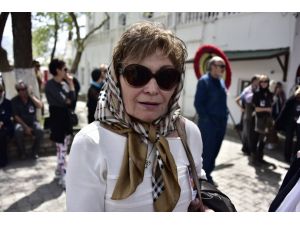 Müzisyen Aydın Tansel Bodrum'da toprağa verildi