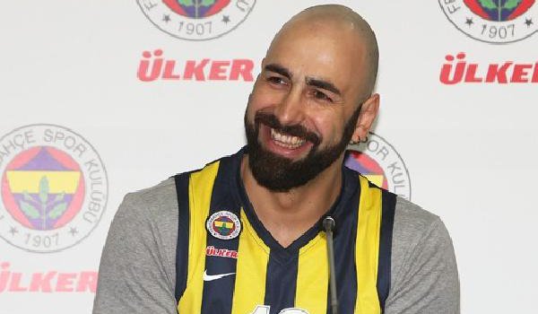 Fenerbahçeli basketbolcu, ABD polisinden davacı