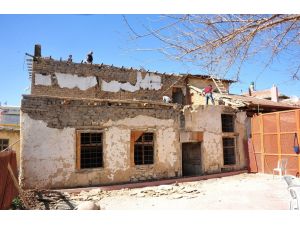 Karaman'da tarihi ev restore ediliyor