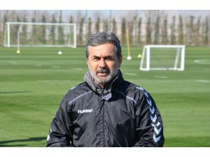 Torku Konyaspor Teknik Direktörü Kocaman: