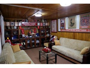 Şehit oğlu için mini müze oluşturdu