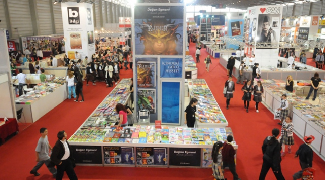 İzmir Kitap Fuarı'na doğru
