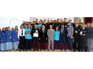 KTO Karatay Üniversitesi çalışanlarına ödül