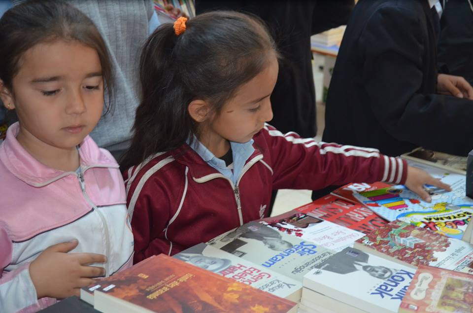 Taşkent'te Kitap Fuarı Açıldı