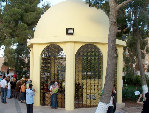 Eyyüp Peygamber'in makamı restore edilecek