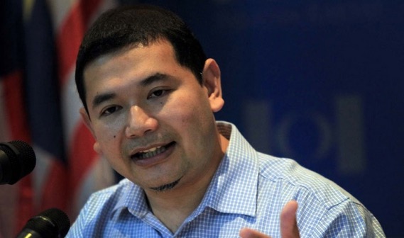 Malezya'da muhalefet milletvekillerinden protesto