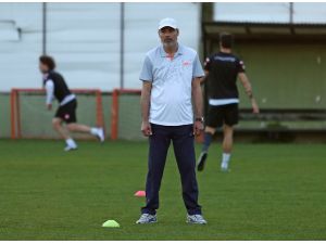 "Volkan Demirel Fransa'da olmayı hak ediyor"