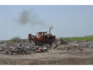 Sur'da hafriyat yığınları arasında ceset bulundu
