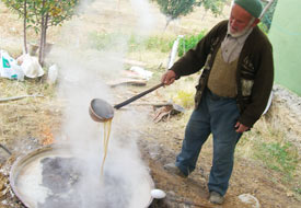 Orta Toroslar'da pekmez telaşı