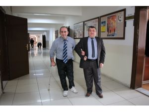 Birbirlerine "göz ve ayak" oldular