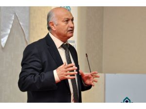 NEÜ'de "Çağdaş Malzeme Yönetimi Teknikleri" konferansı