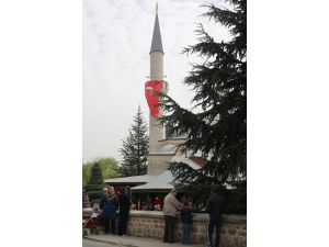 Tarihi camide 4 asırlık gelenek sürdürülüyor