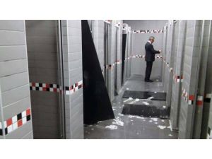 Fenerbahçeli taraftarlar stada zarar veri