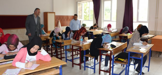 Karatay'da TEOG deneme sınavı yapıldı