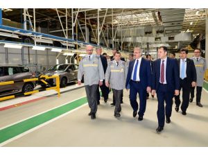 Bursa Valisi Karaloğlu'ndan OYAK Renault'a ziyaret